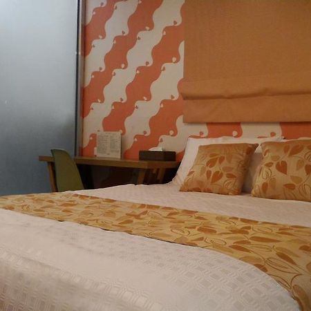 Hotel Eight View Luodong Esterno foto