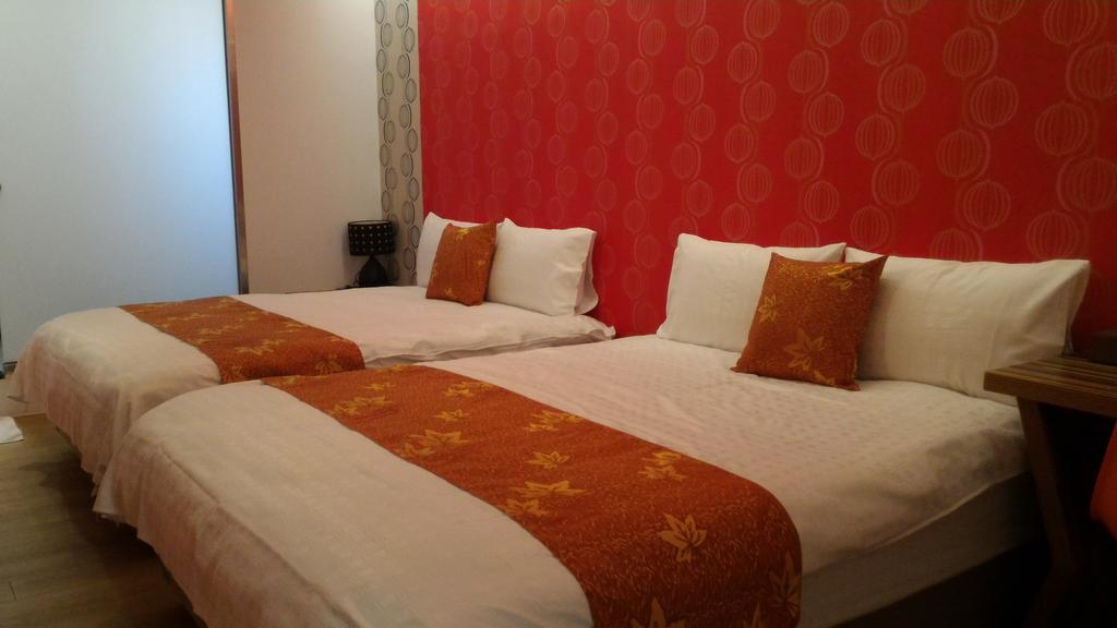 Hotel Eight View Luodong Esterno foto